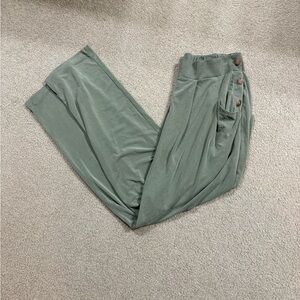Anthropologie Saturday Sunday Olive Green Casual Pants women’s medium
